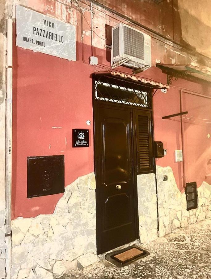 Apartamento La Stiva In Centro Storico Nápoles Exterior foto
